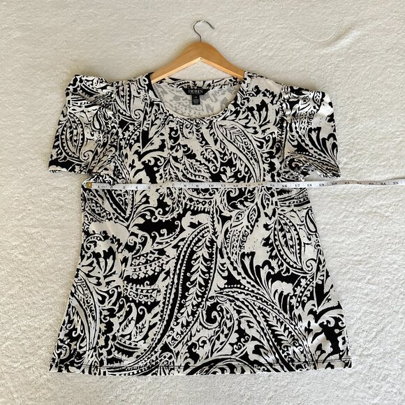 Ralph Lauren Black & White Paisley Flutter Sleeve Top S: L - Timeless Feminine - Picture 4 of 9